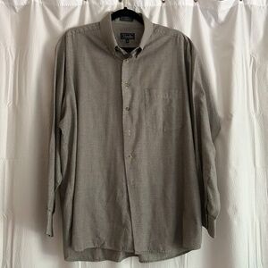 Viyelle Grey Plaid Herringbone Long Sleeve Button Down Shirt, Size 17 Neck